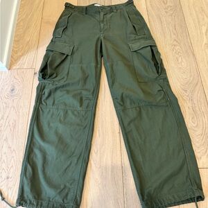 TNA dark green cargo pants Size 4